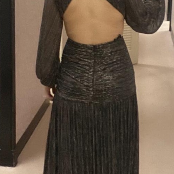 Dress - Picture 3 of 3